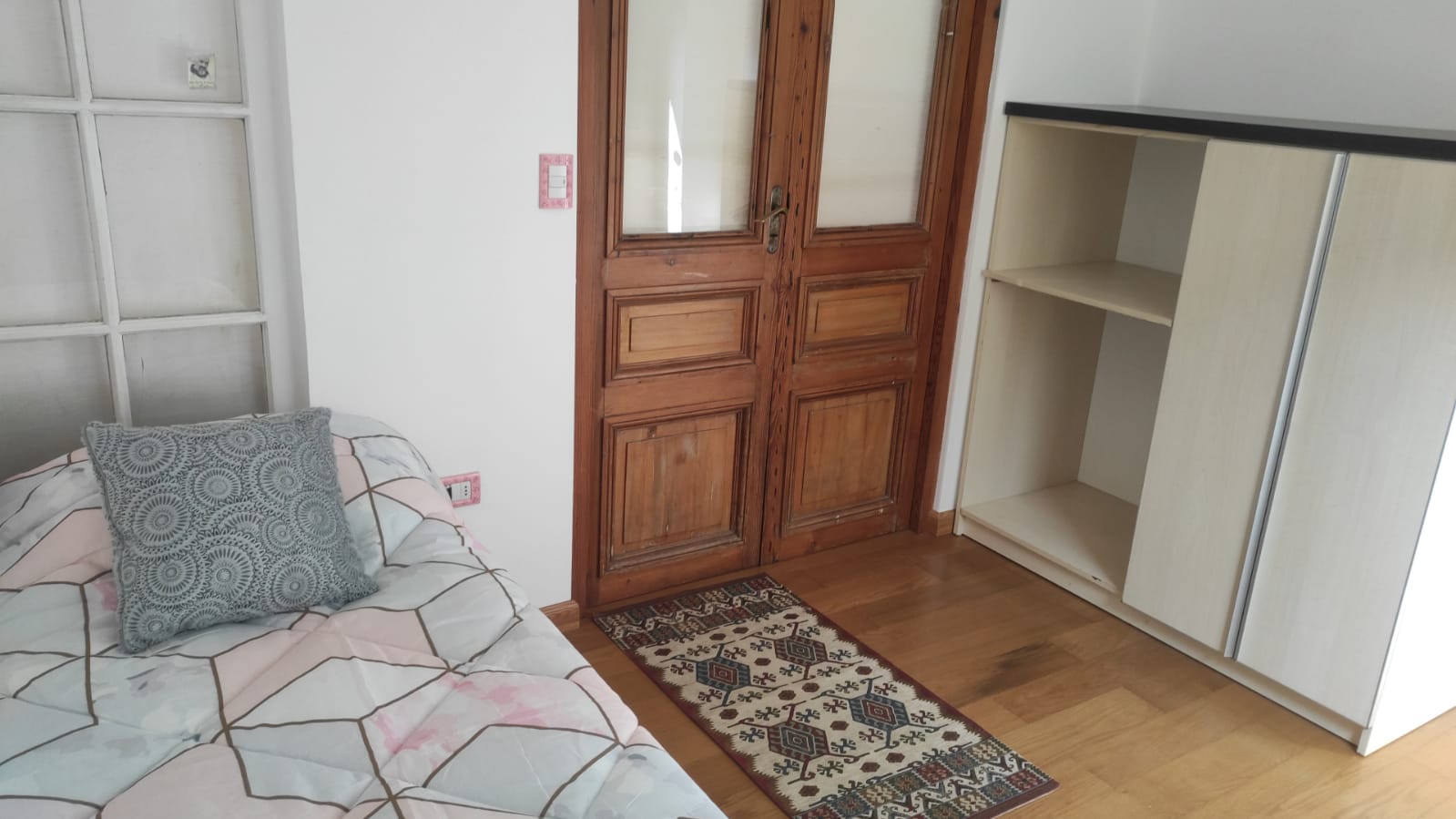 https://ri.com.uy/inmobiliarias/262/fotos/casas/0f121ef4c4434f14e99498be1a6cc3c6.jpg