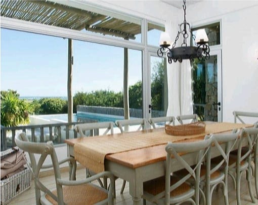 https://ri.com.uy/inmobiliarias/262/fotos/casas/3ecd7646bc6c361a94dd69d677e981a7.jpg