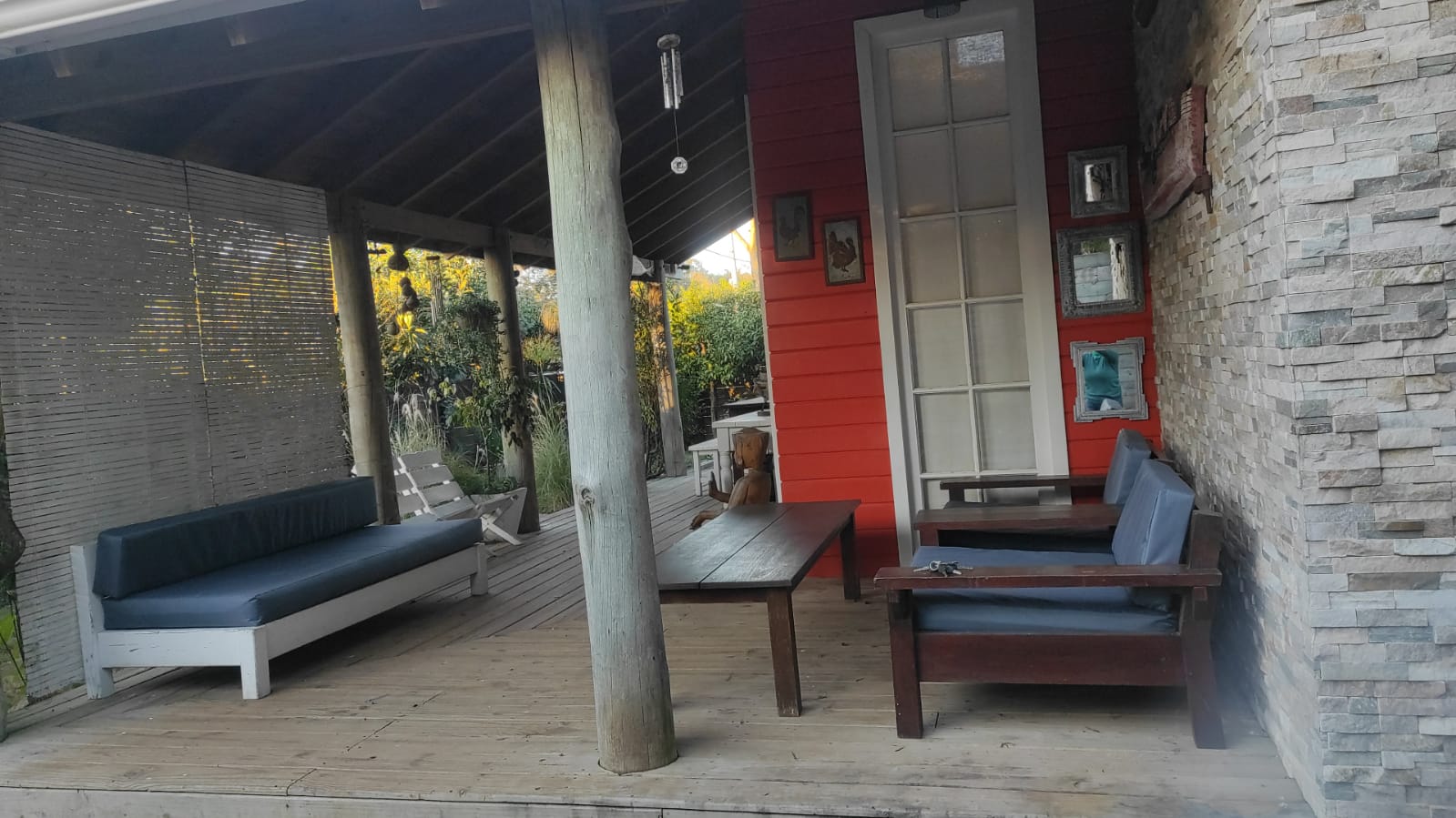 https://ri.com.uy/inmobiliarias/262/fotos/casas/c9c728173a31e1a9d34ac5b408626eb0.jpg
