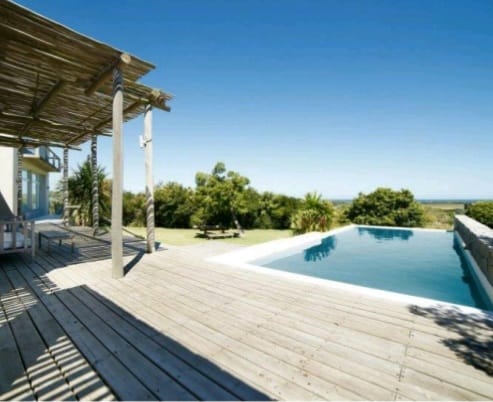https://ri.com.uy/inmobiliarias/262/fotos/casas/e4ec0592b85540574d8ee1476f1a0331.jpg