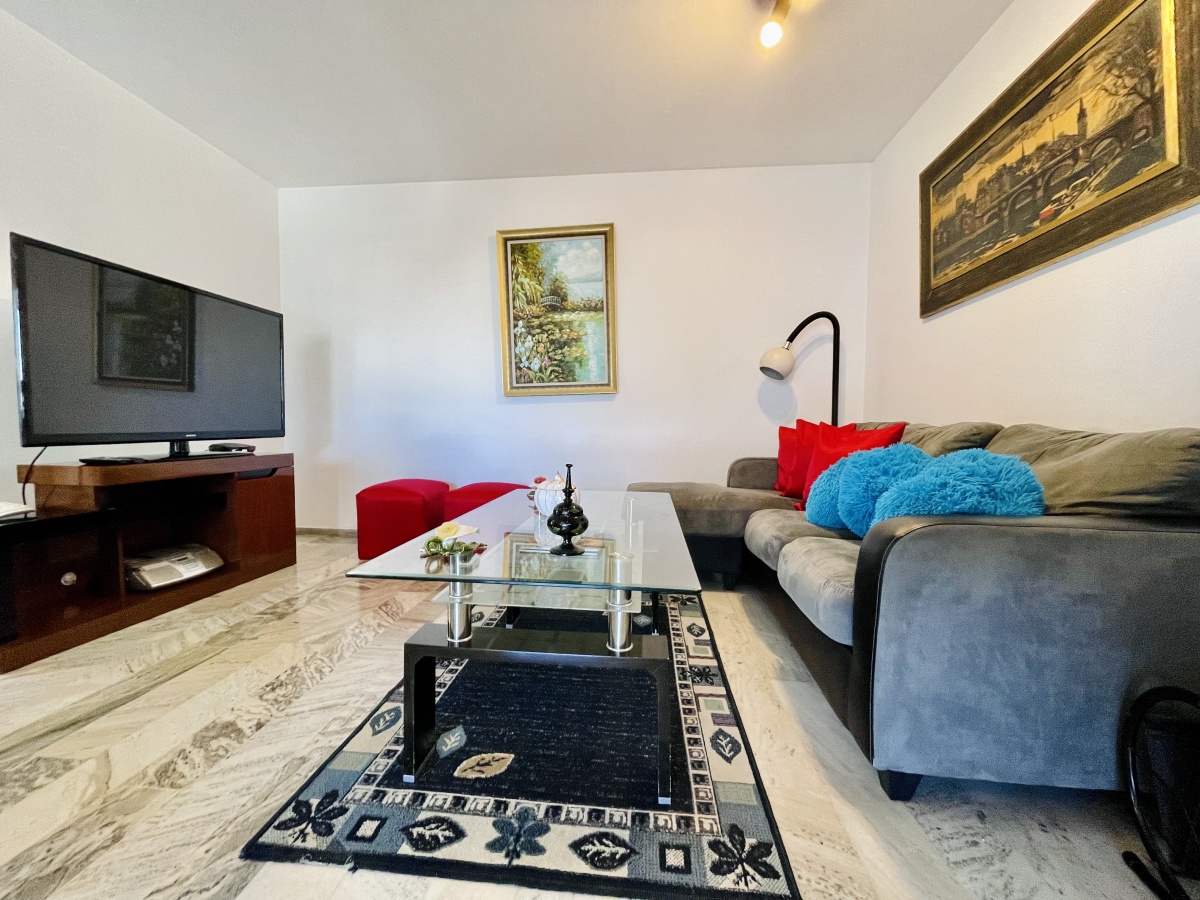  Apartamento de 2 Dormitorios Reciclado, Península de Punta del Este