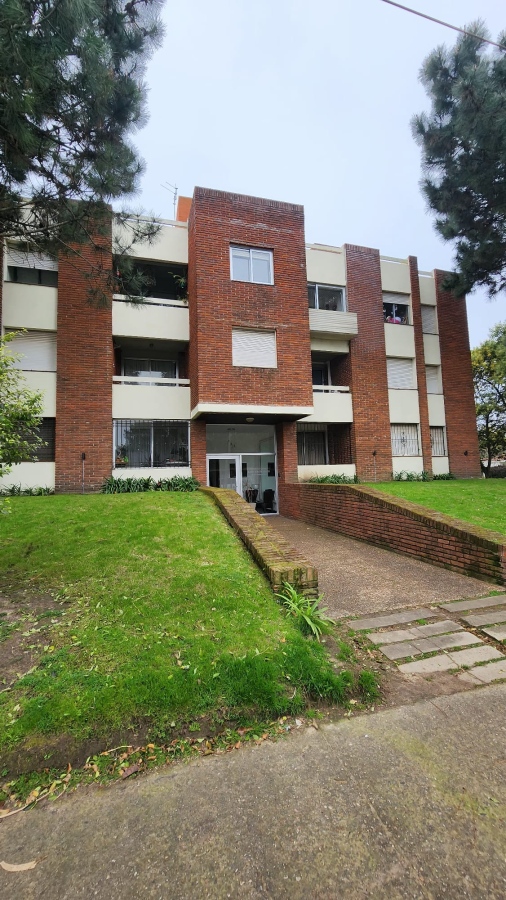  Apartamento en Venta y Alquiler Anual, Barrio Las Delicias 