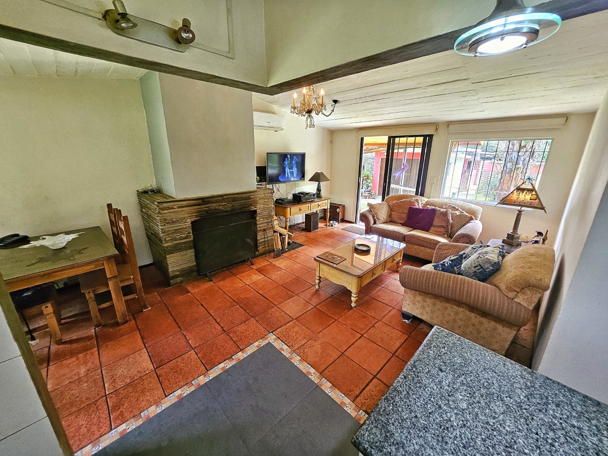  Casa en Venta y Alquiler temporal