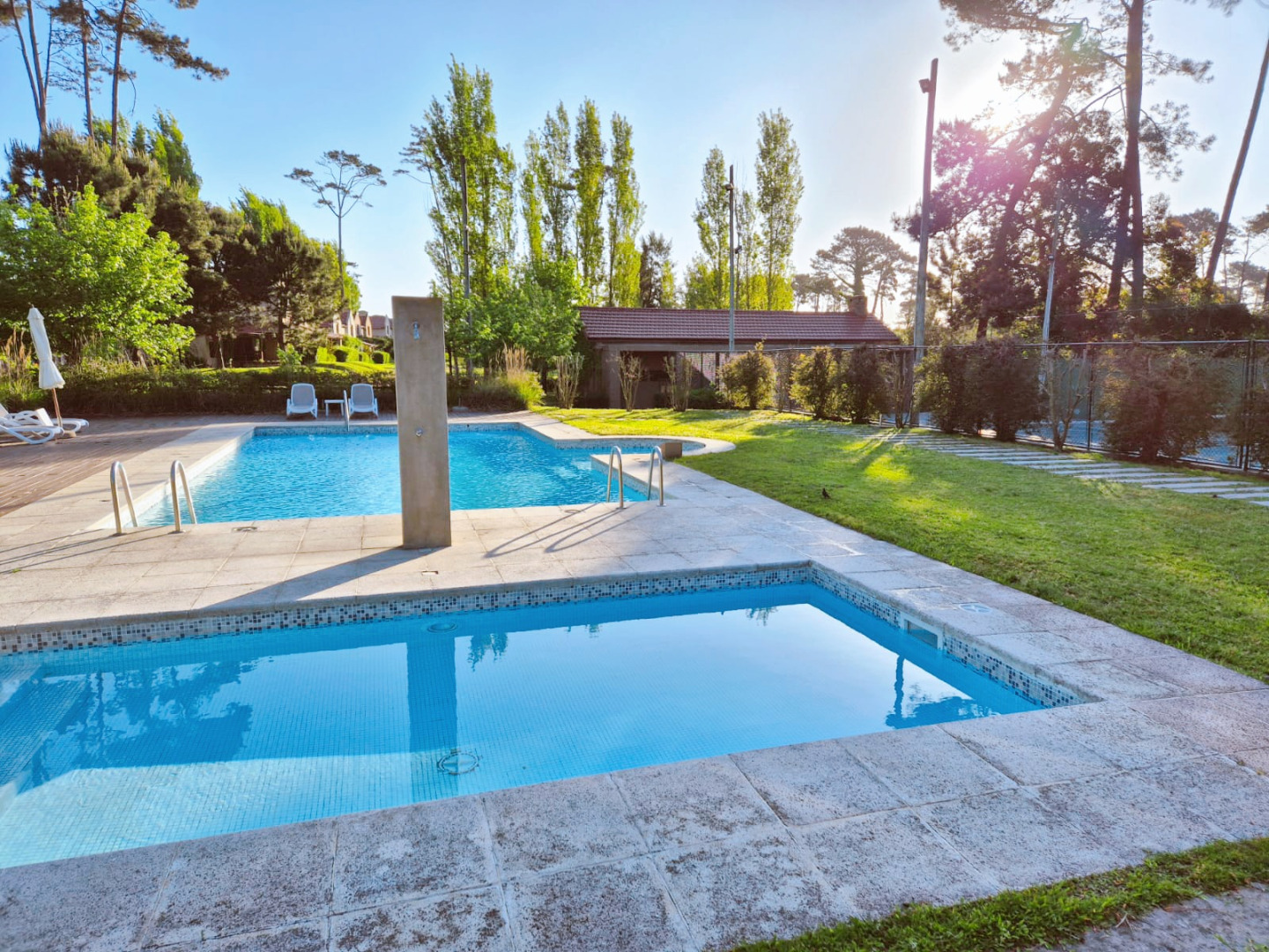  Alquiler o Venta,Hermosa Casa en B° privado.