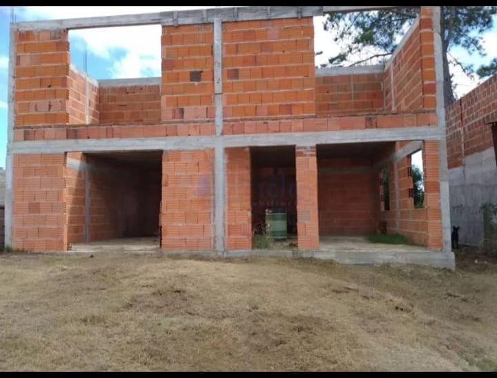  Venta Terreno con mejoras.