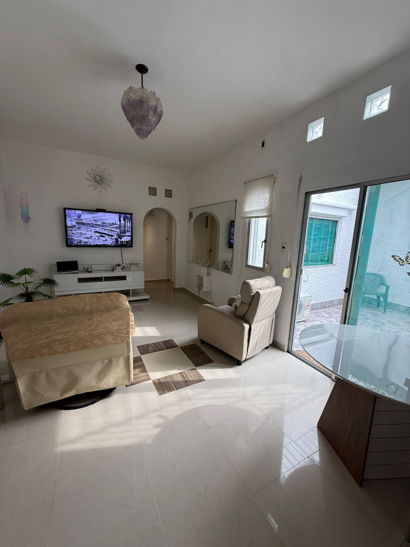  Venta Apartamento 2 dormitorios con Patio PB Tres Cruces