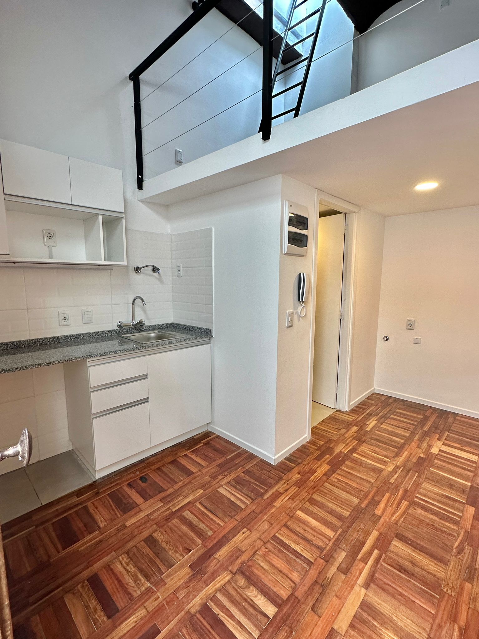  Alquiler apartamento duplex a estrenar Palermo 1 dormitorio gastos comunes incluidos