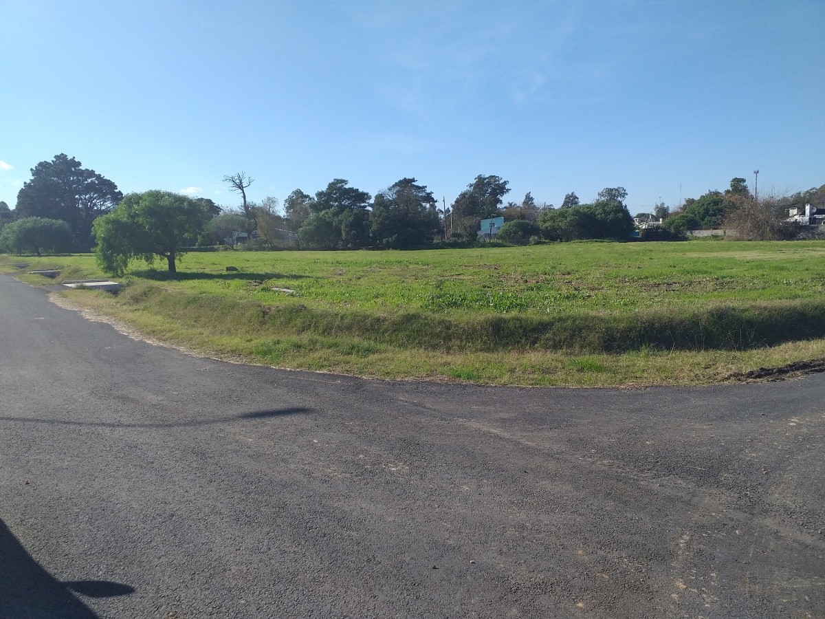  Venta de terrenos en Lagomar Nuevo Barrio proximo Shopping