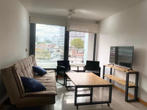  Apartamento Amoblado De 1 Dormitorio En Malvín