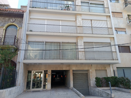  Venta De Excelente Apto 4 Dormitorios Garaje Punta Carretas