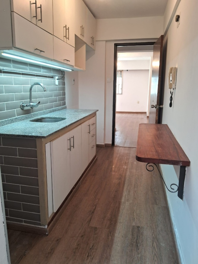  Apartamento En Alquiler 2 Dormitorios. Barrio Sur. Montevideo