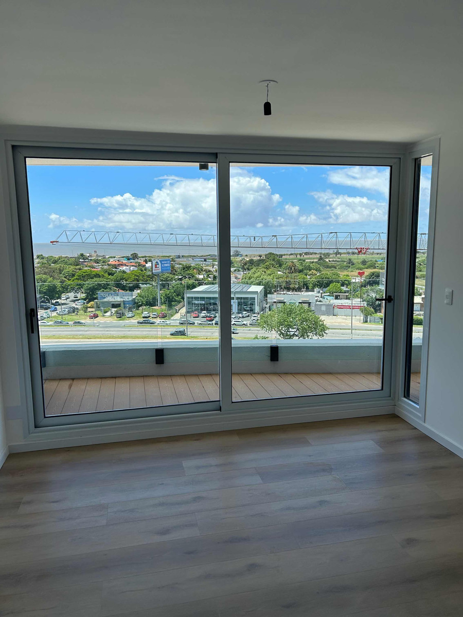  Hermoso Apartamento de 3 Dorm 2 Baños Con Balcón A Estrenar 