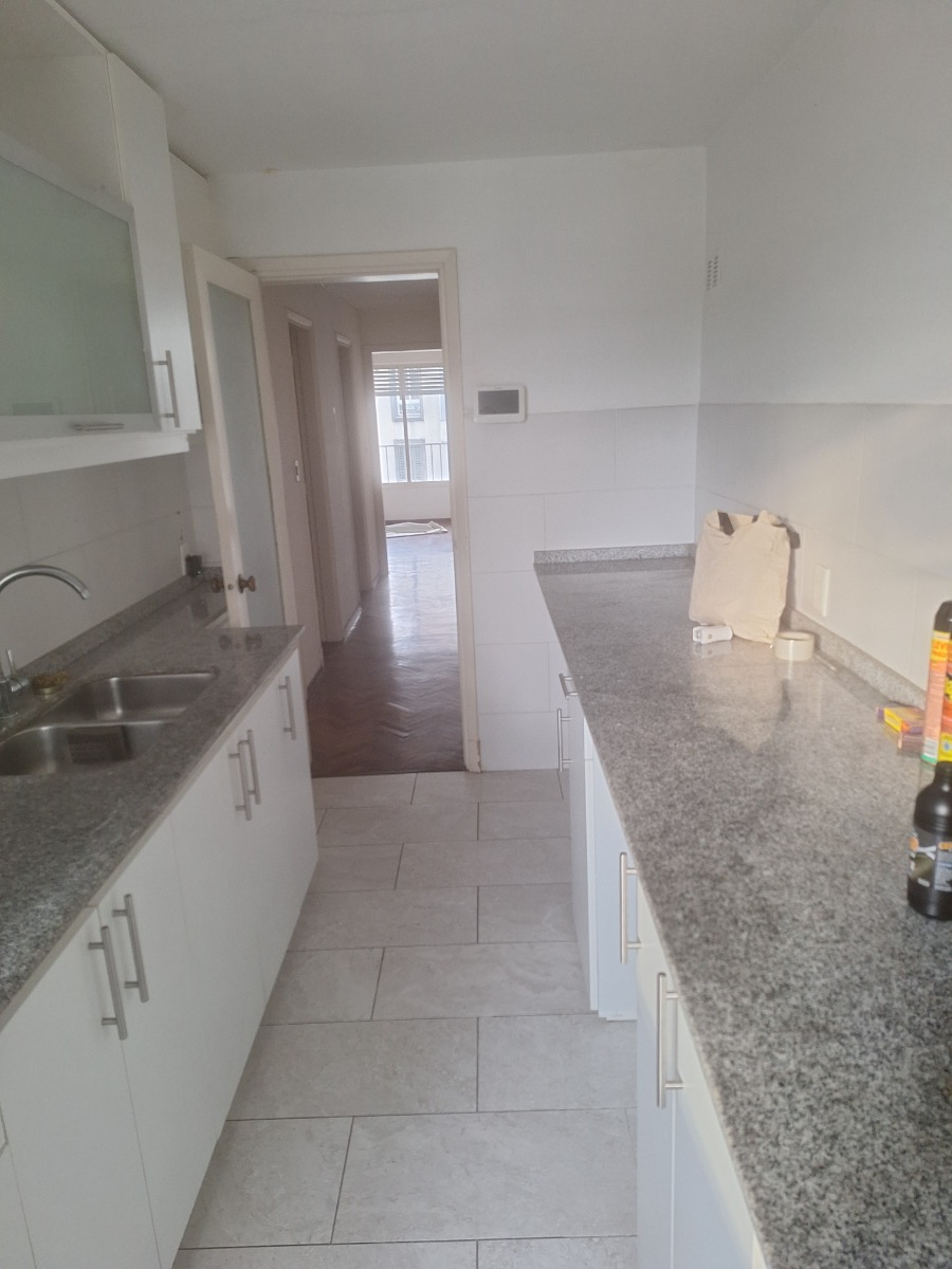  Alquiler Apartamento Con Excelente Vista 2 Dormitorios Balcón En Pocitos