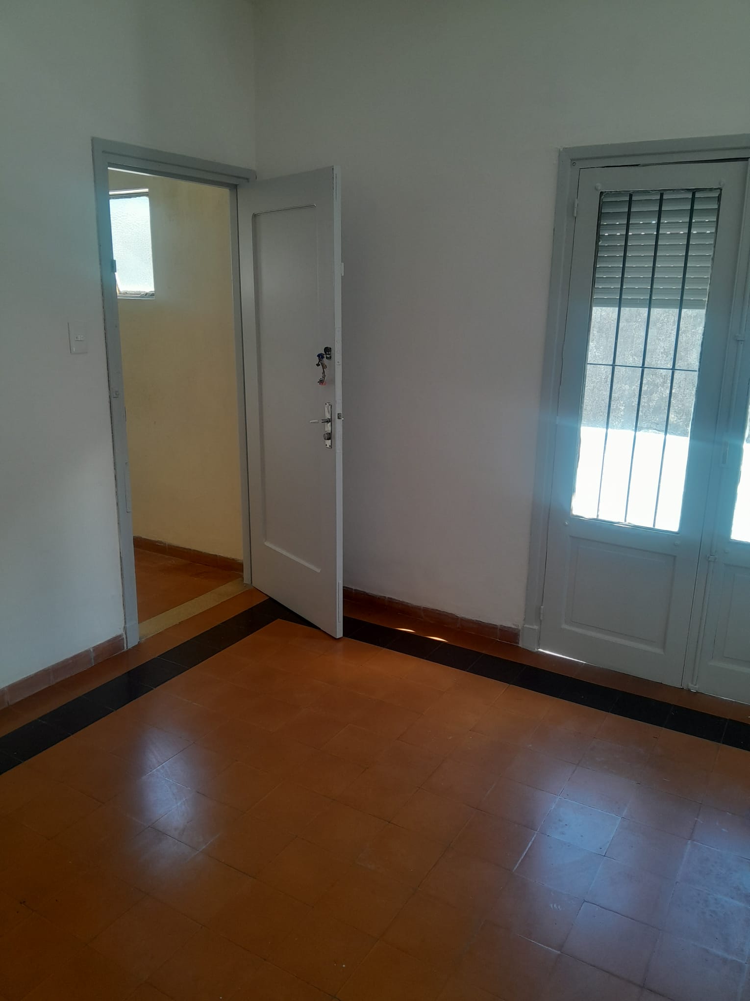  Muy Lindo Apartamento De 1 Dorm Con Balcón 