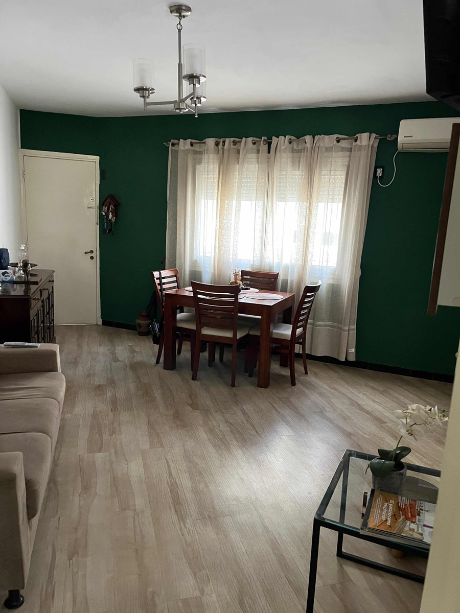  Hermoso Apartamento De 2 Dorm Con Balcón 