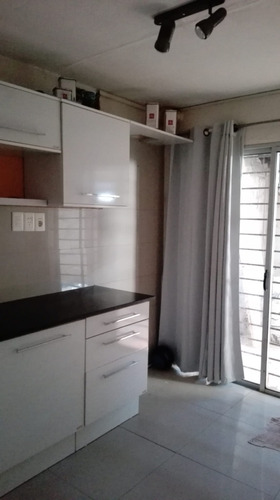  Se Vende Casa En Malvín Norte, 2 Dormitorios, Cochera Y Parrillero
