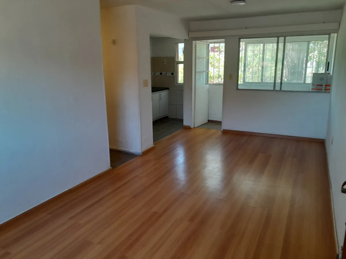 Lindo Apartamento De 2 Dorm En Mercado Modelo 