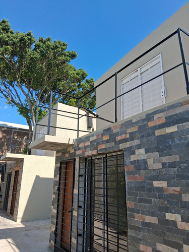  Alquiler Casa 2 Dormitorios 2 Baños Cochera En Malvin Norte