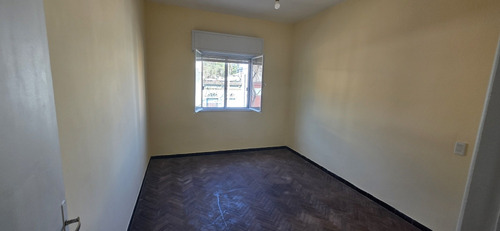  Alquiler Casa De Altos 2 Dormitorios Azotea Con Parrillero En Tres Cruces 