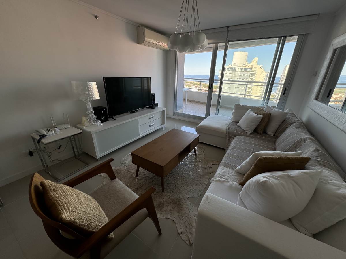  Apartamento de 3 dormitorios en zona chiverta , Punta del Este 