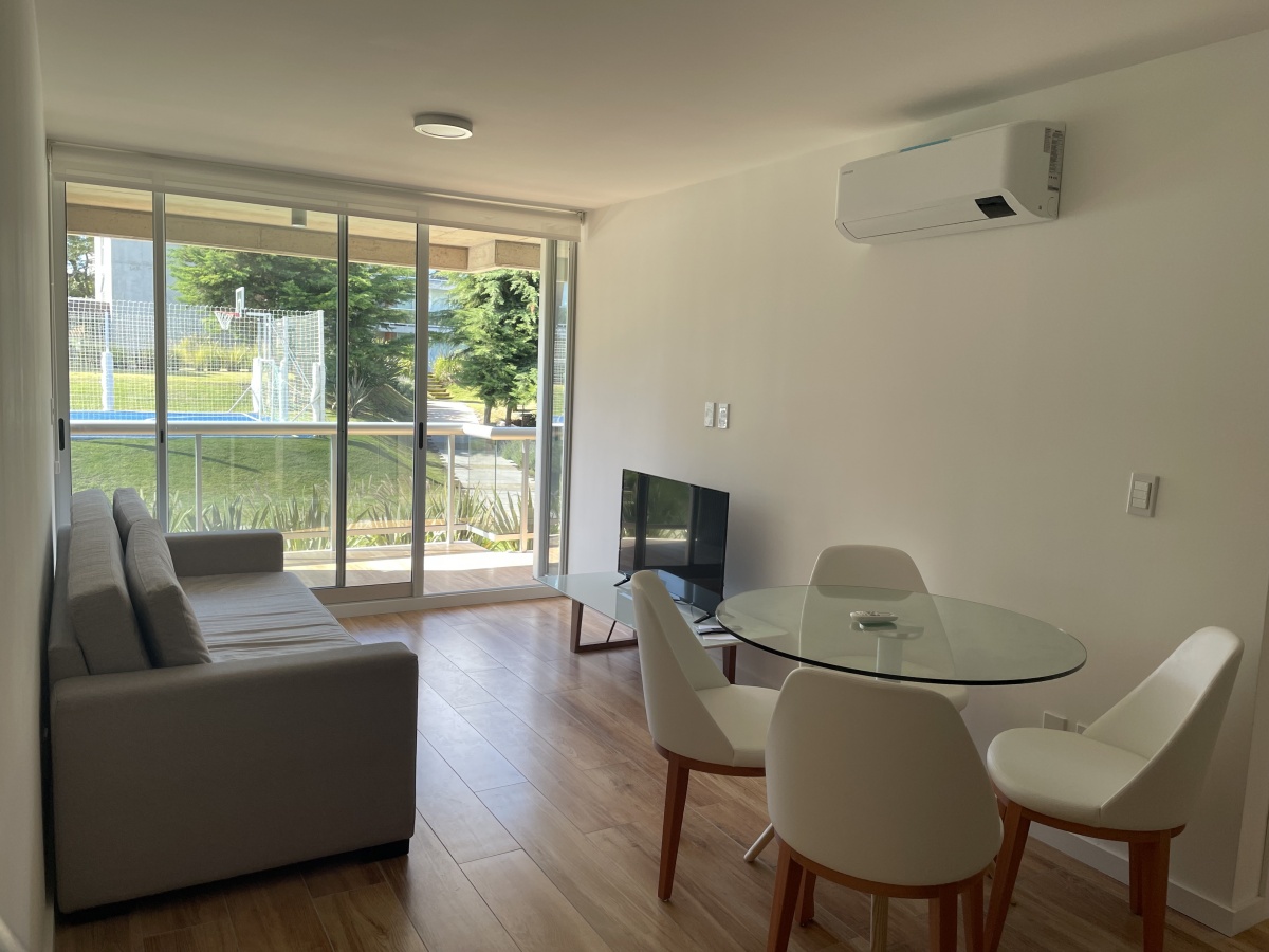  Hermoso apartamento en venta de 1 dormitorio en Punta del Este 