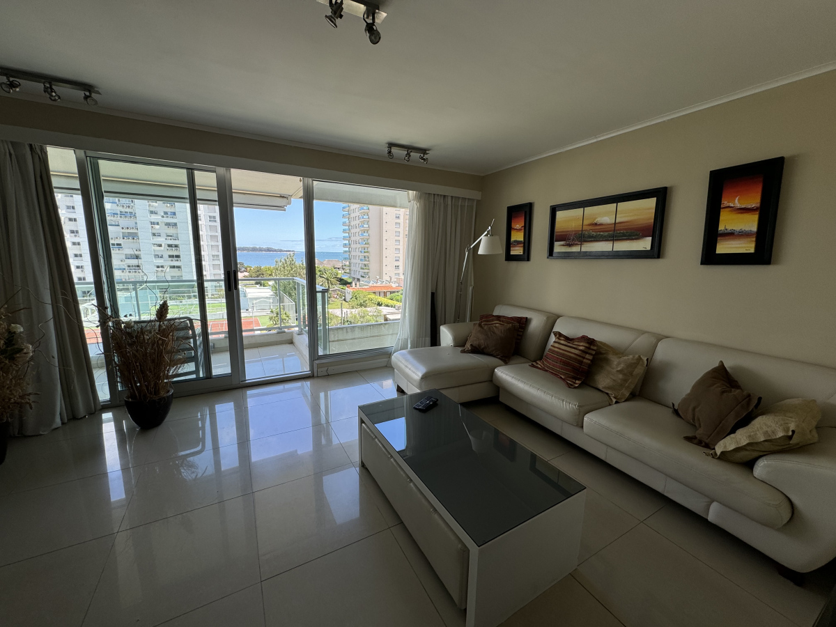  Apartamento en venta de 3 dormitorios en Gala vista Punta del Este 