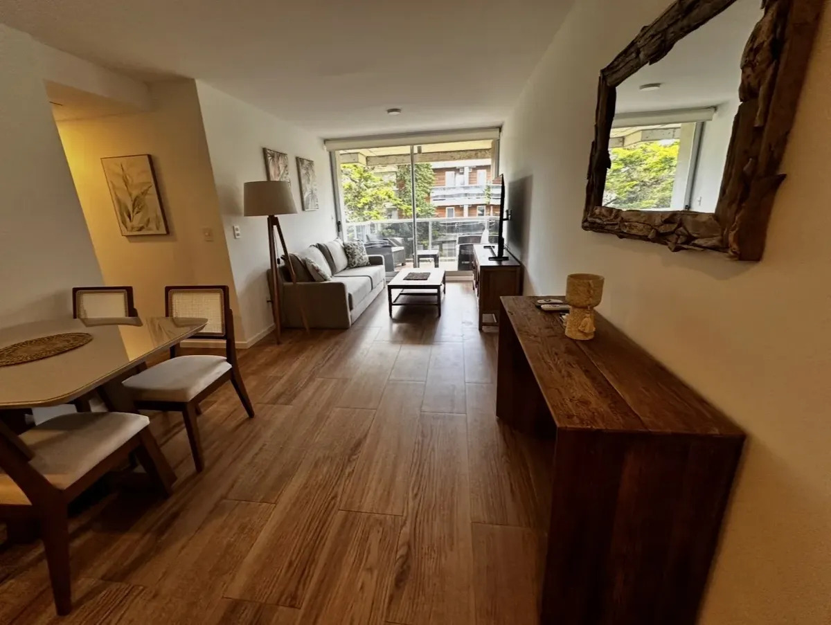  Apartamento en venta a estrenas de dos dormitorios en zona Mansa 