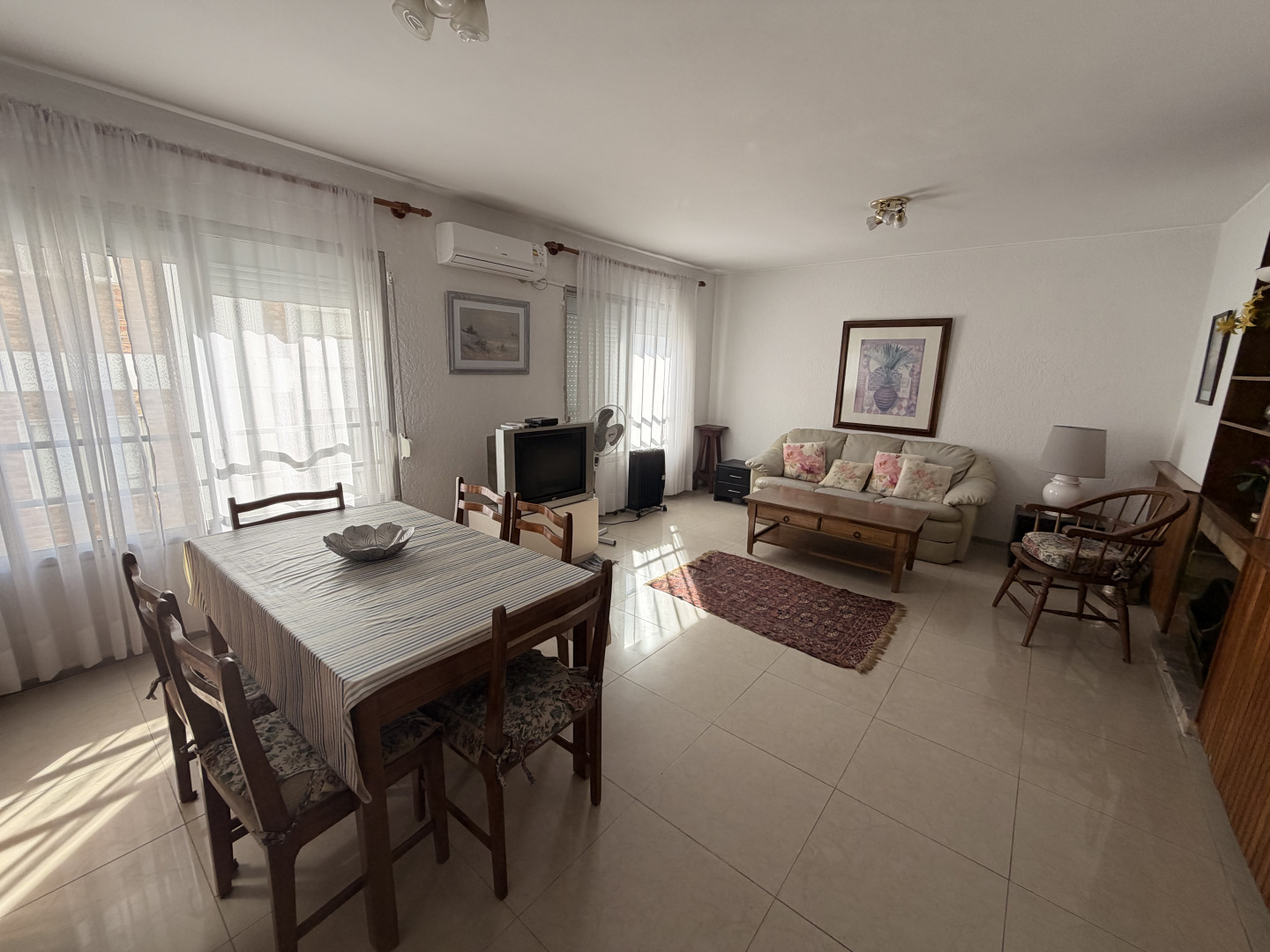  Apartamento de 3 dormitorios mas dependencia en venta en Punta del Este