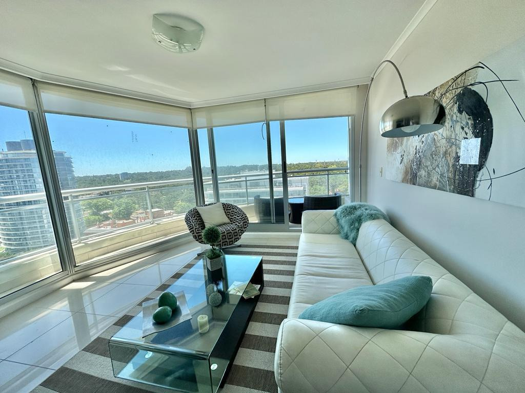  Apartamento de 3 dormitorios en venta en Ocean Drive Roosevelt 
