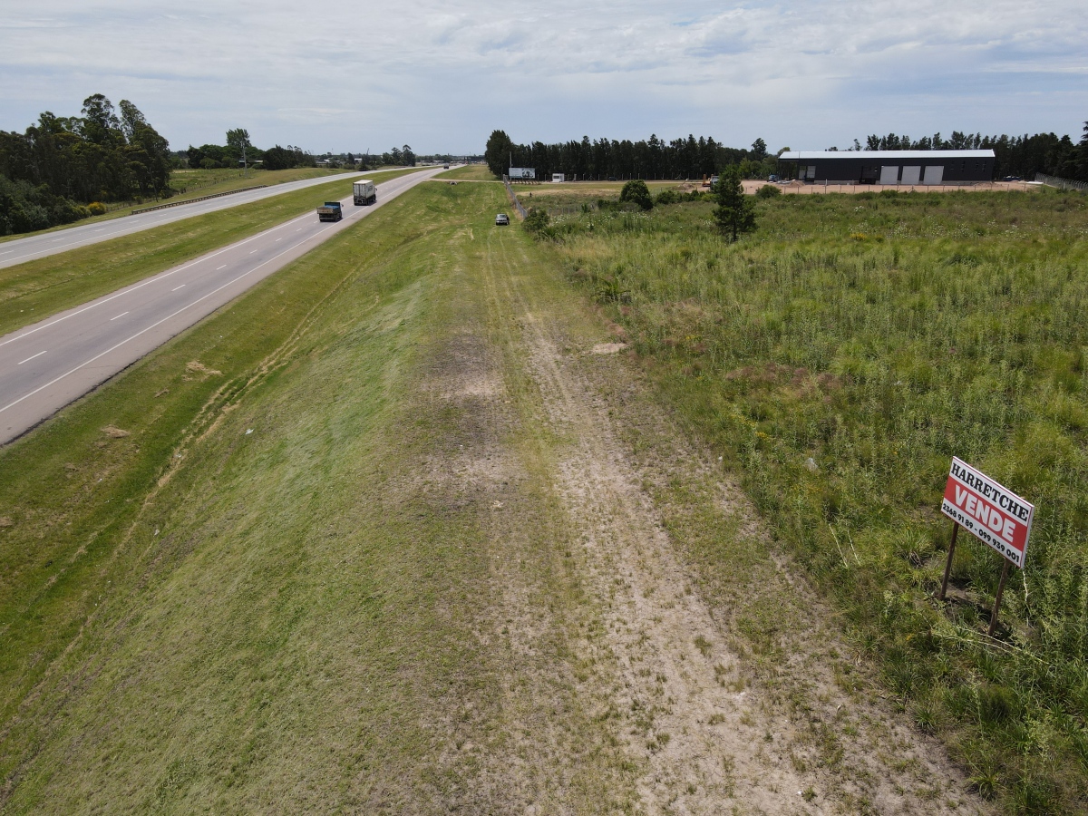  Terreno 4 en venta sobre ruta 5 suburbanos 4 padrones. ¡¡¡ÚNICOS!!!