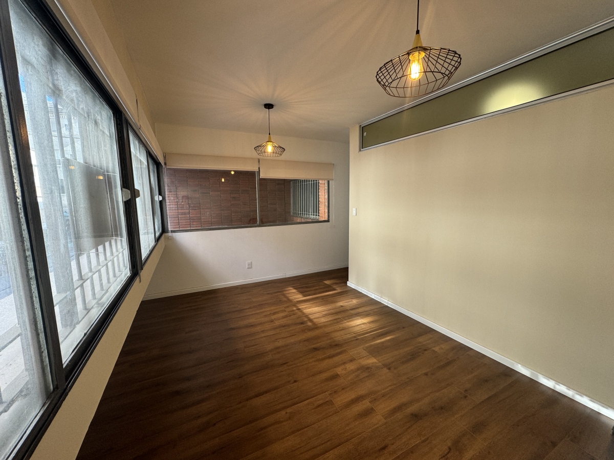  Venta Apartamento 2 Dormitorios Centro Montevideo 