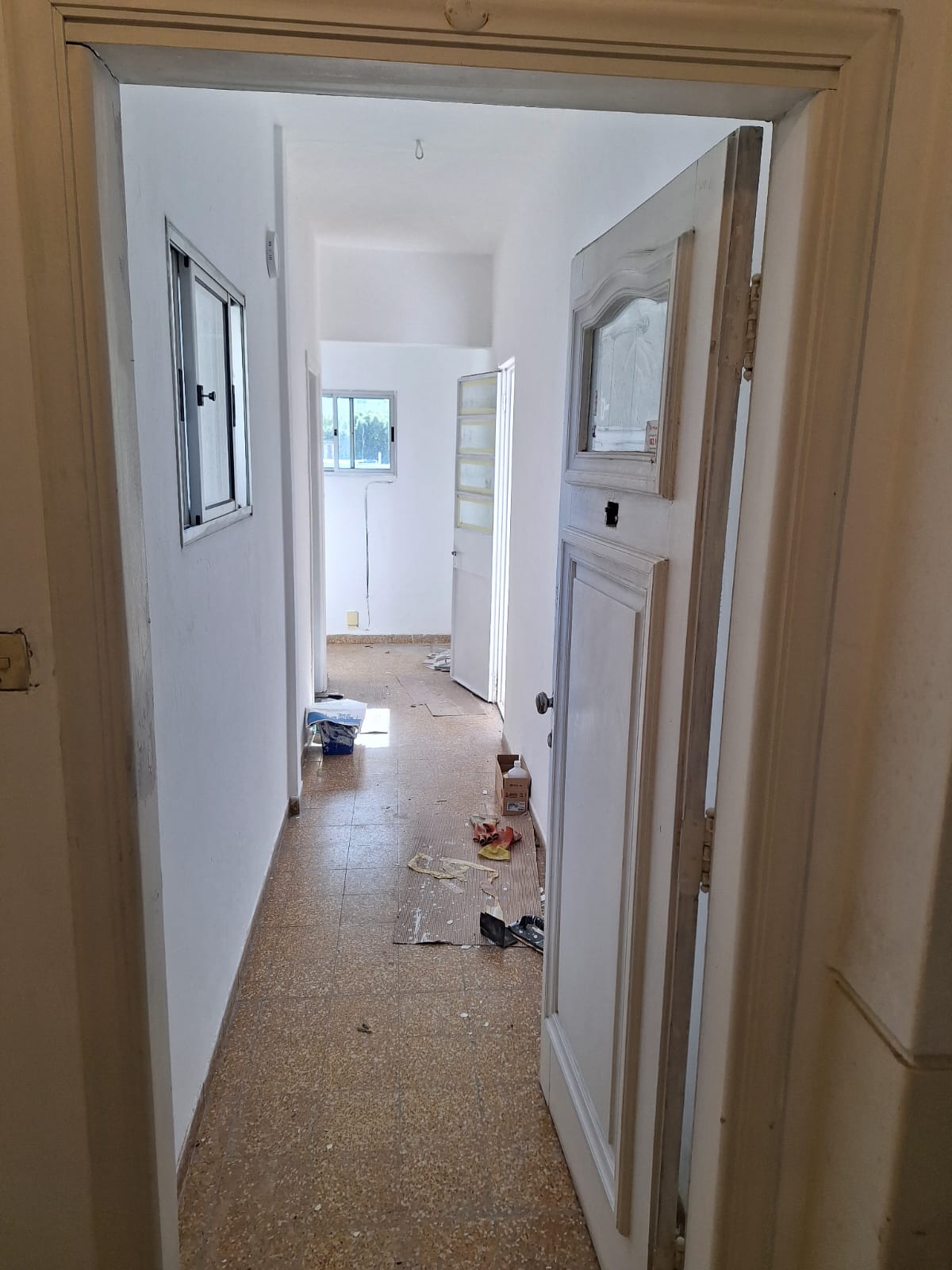  Alquiler Apartamento 1 Dormitorio Segundo Piso Requena esq Bv. España Parque Rodo Montevideo