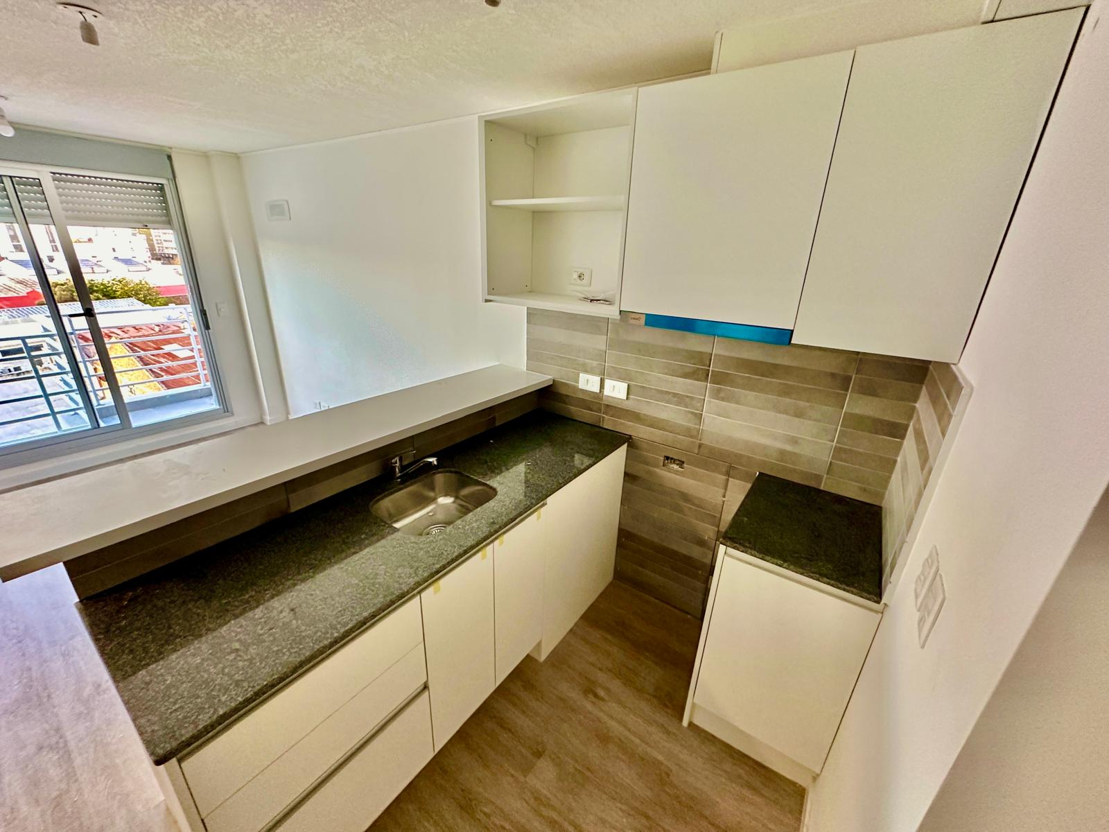  Venta Apartamento 1 Dormitorio a Estrenar con Terraza Tres Cruces Montevideo