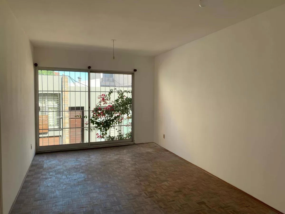  Venta Apartamento 2 Dormitorios con renta Pocitos Montevideo 