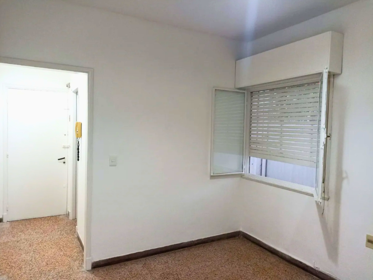  Alquiler Apartamento 1 Dormitorio con Patio Jacinto Vera Montevideo