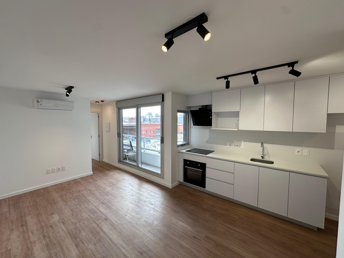  Alquiler Apartamento 1 Dormitorio Luminoso A Estrenar semi equipado Tres Cruces Montevideo