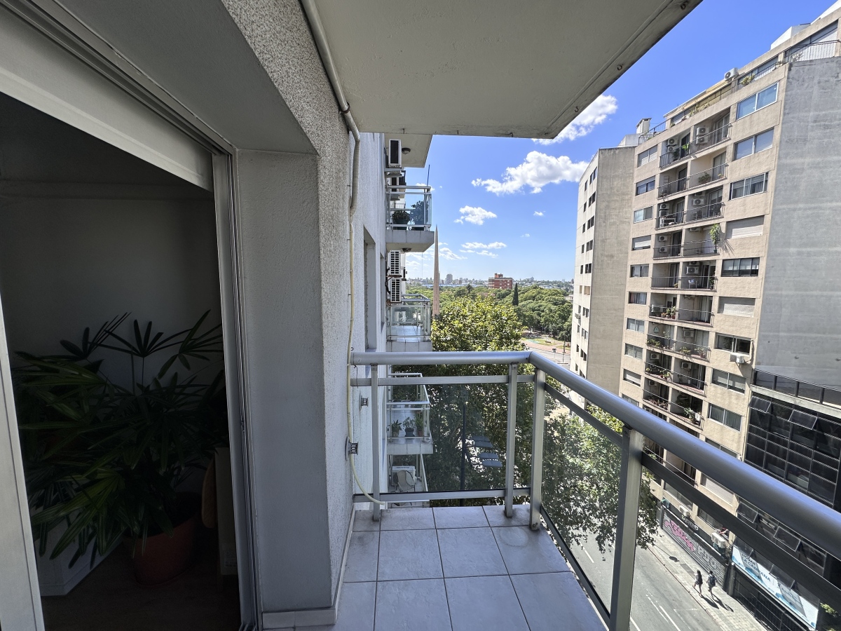 Venta Apartamento 2 Dormitorios Garage Box Balcon al Frente Tres Cruces Montevideo