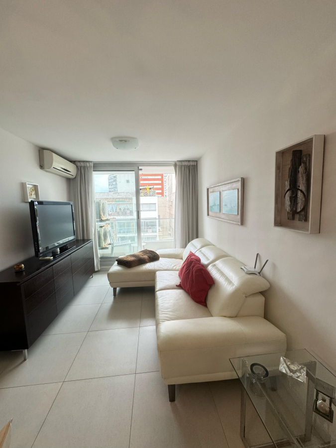  VENDO APARTAMENTO, 1 DORMITORIO,BALCON, PENINSULA, PUNTA DEL ESTE, MALDONADO 