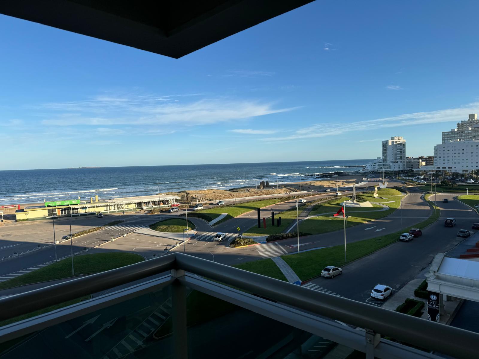  VENDO APARTAMENTO, 5 DORMITORIOS, 6 BAÑOS, FULL AMENITIES, PRIMERA LINEA, PUNTA DEL ESTE, MALDONADO.