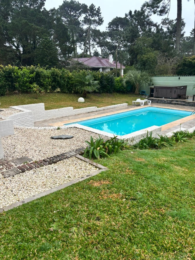  Casa en Punta del Este, Cantegril