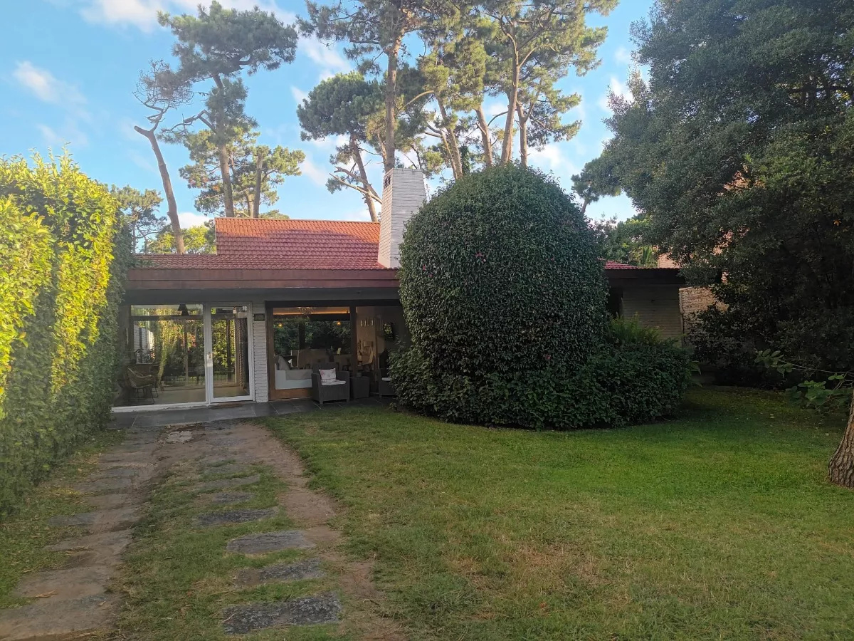  Casa en Punta del Este, Cantegril