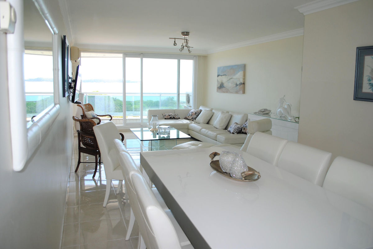  Millenium apartamento en alquiler temporal  3 dormitorios Playa Mansa Punta del Este