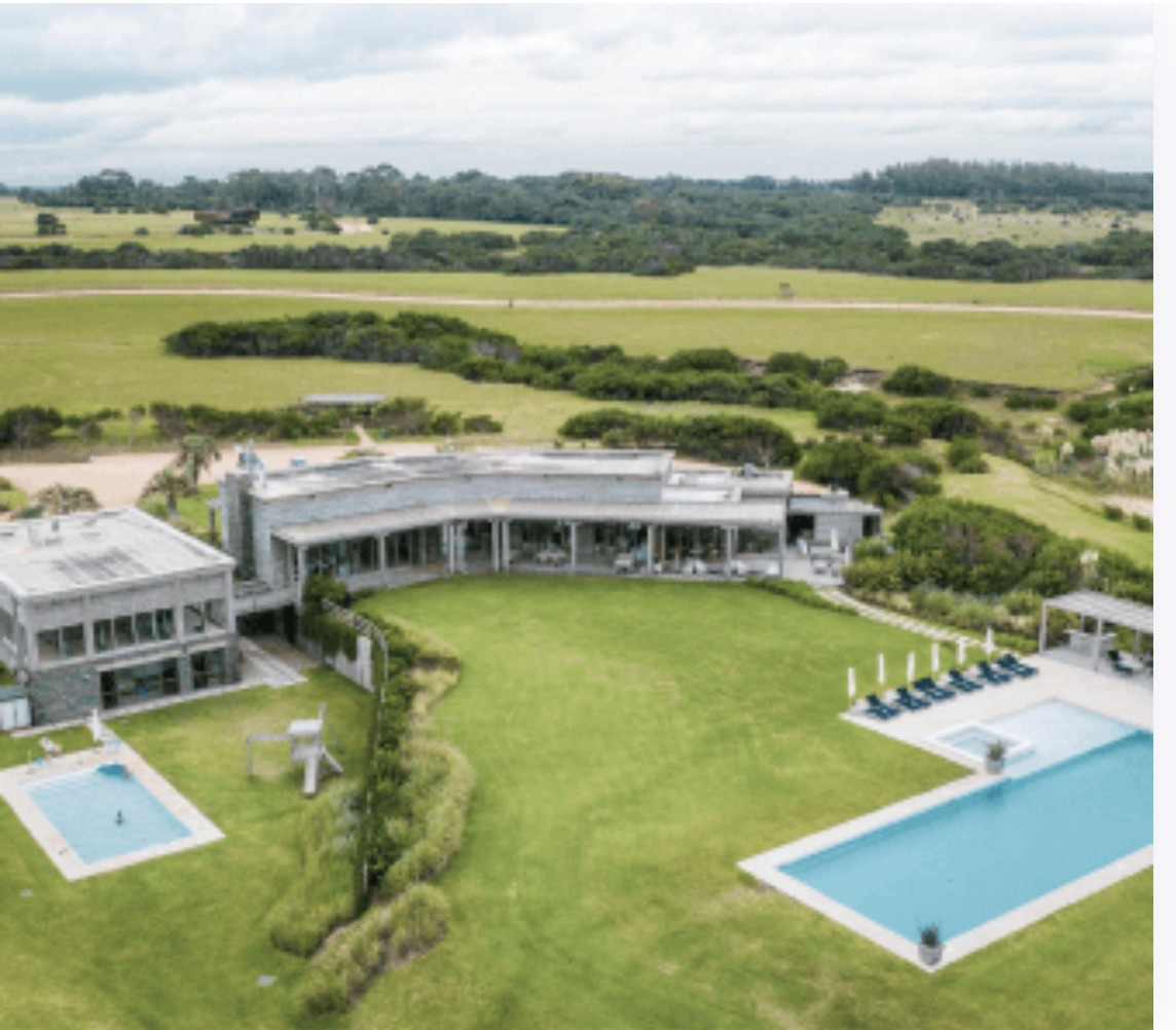  OPORTUNIDAD en Las Garzas Lote 2004 mts