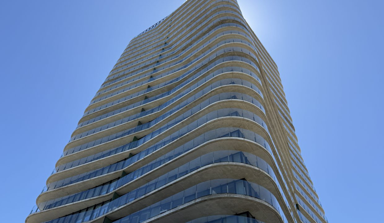  Espectacular unidad en venta y alquiler temporal en Surfside Punta del Este