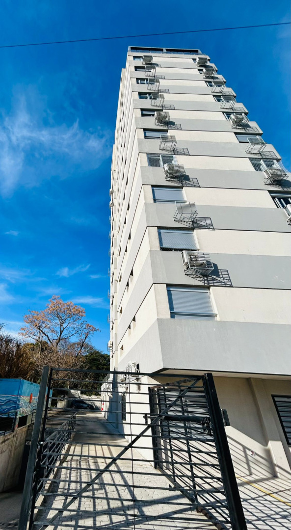  Alquiler anual de dos dormitorios, un baño en Joaquín de Viana- Maldonado.