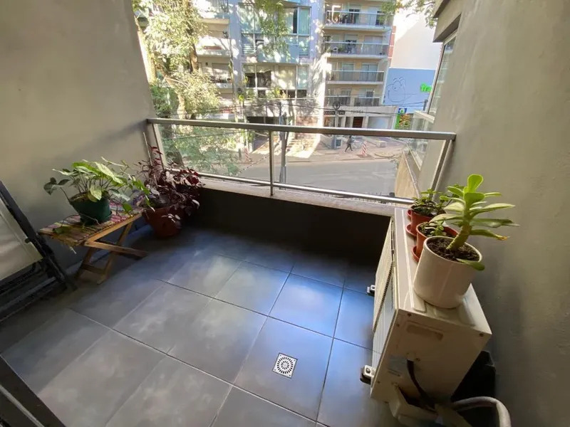  Venta Apartamento 2 Dormitorios Punta Carretas balcon y cochera