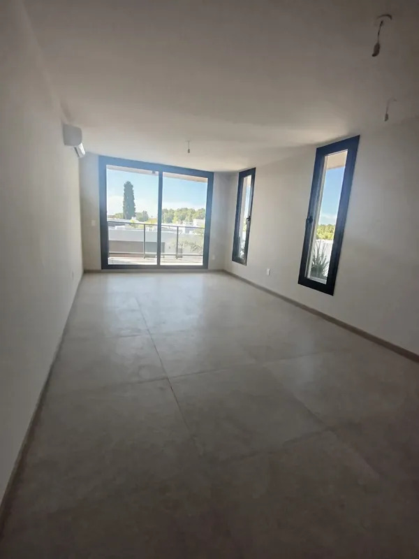  Venta y Alquiler Apartamento 2 Dormitorios Carrasco balcon