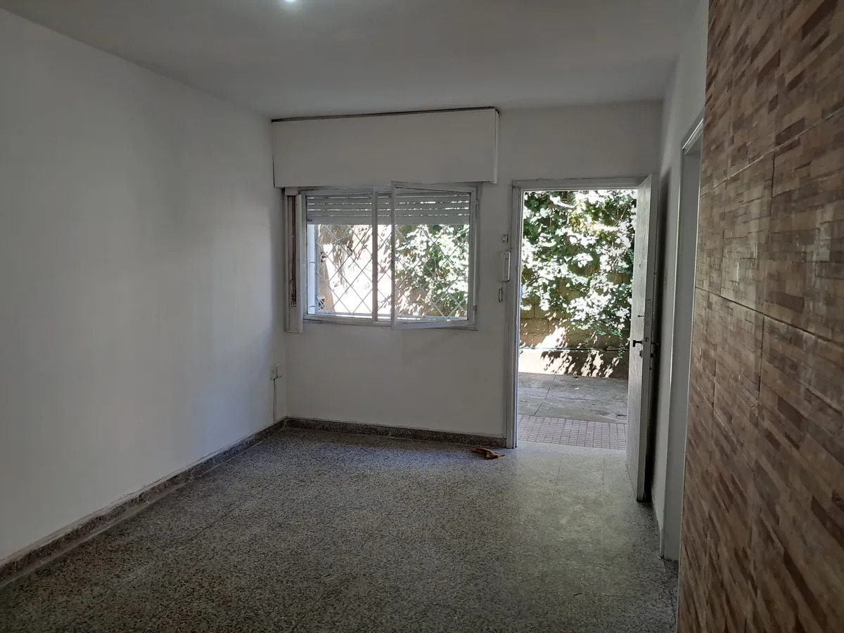  Alquiler Apartamento 1 Dormitorio Belvedere con patio 