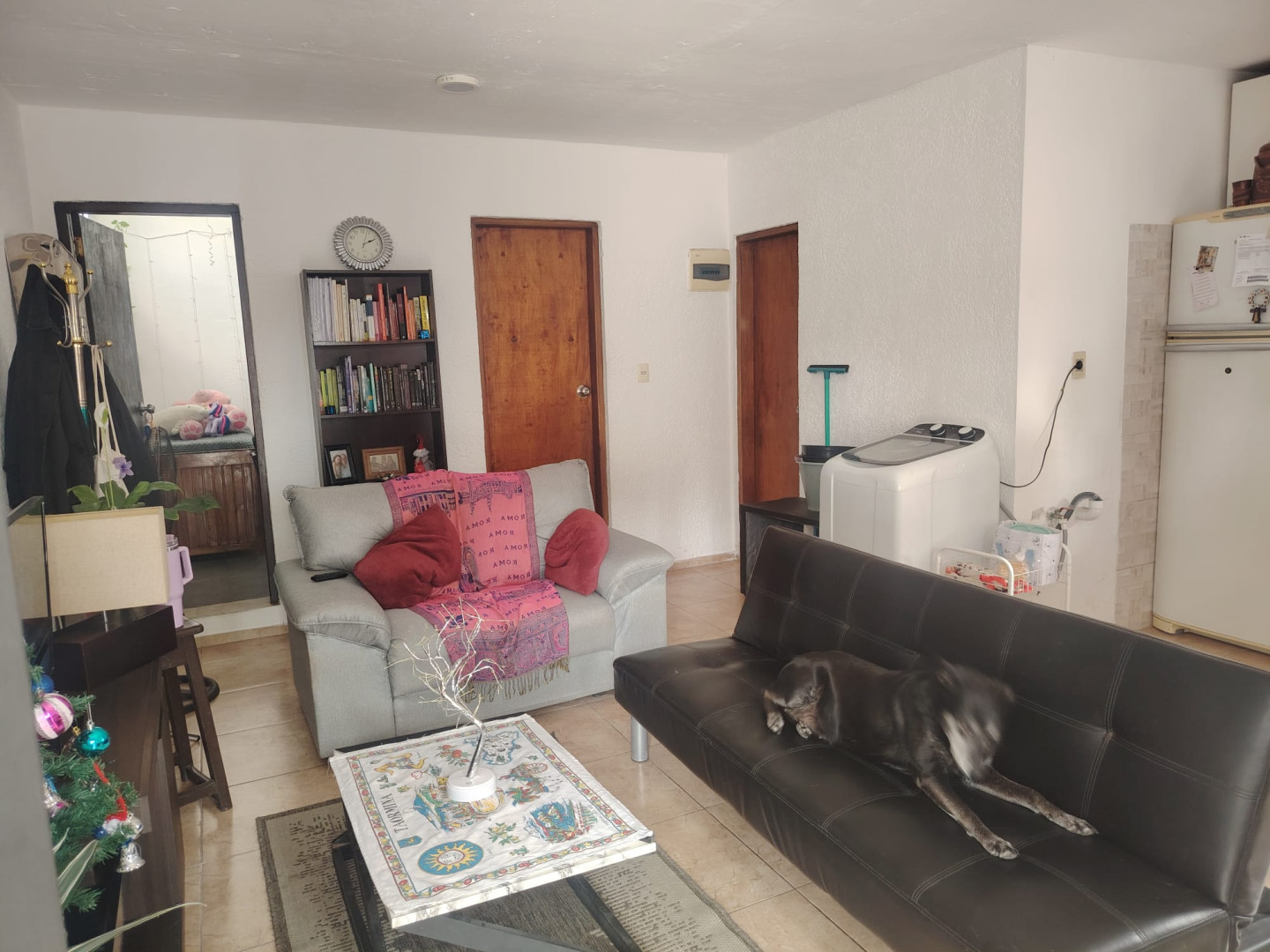 Venta con Renta Apartamento 2 Dormitorios Cerrito con patio