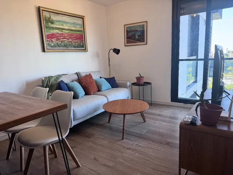  Alquiler Apartamento Amoblado 1 Dormitorio Malvin con balcon